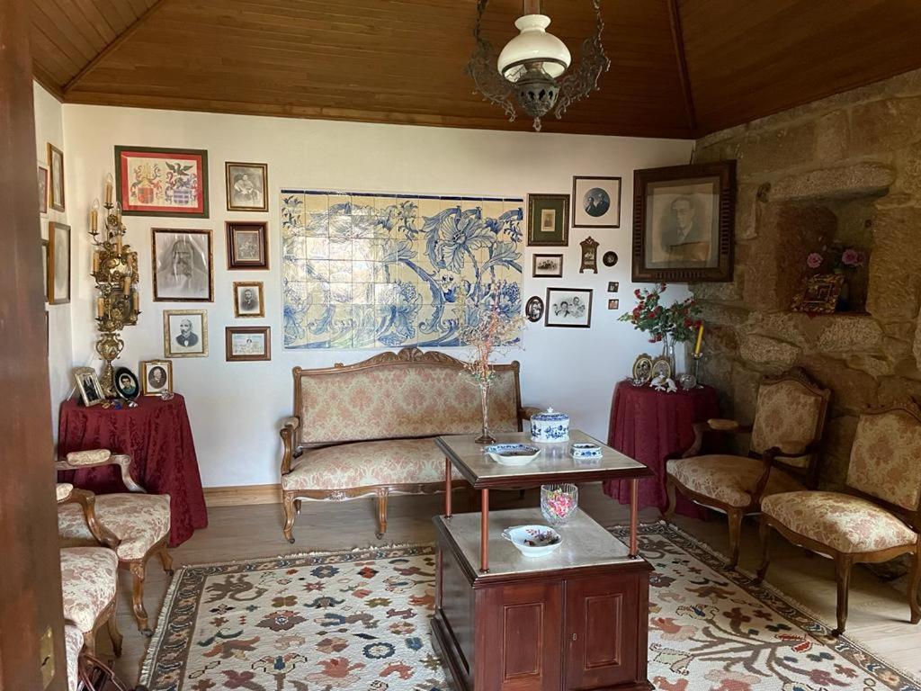 Casa Da Pedra - Turismo Rural Bragado Bilik gambar